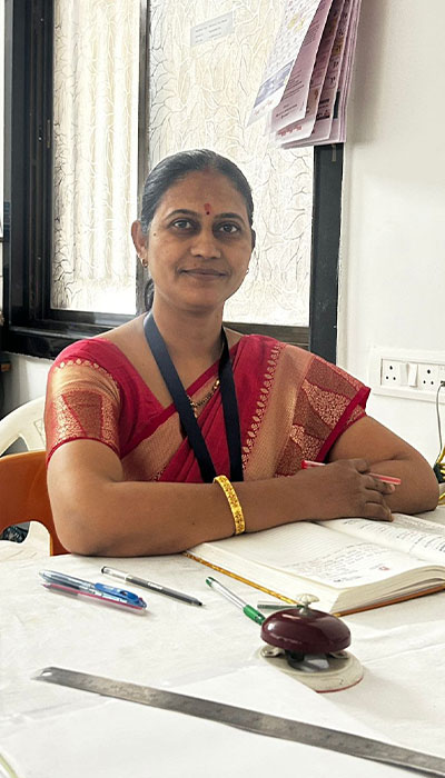 Mrunalini Kurambhatti Coordinator BalVishwaSchool Jalgaon